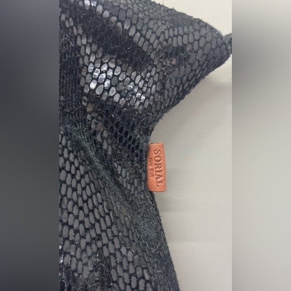 Sorial Metallic Black Leather Snakeskin Tote with Brown Leather Straps - Picture 2 of 8